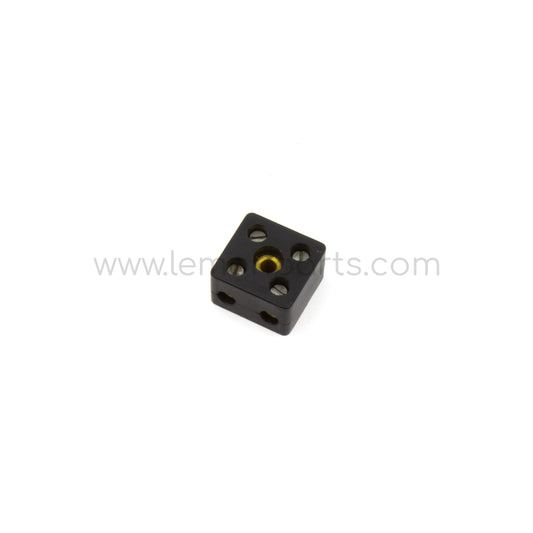 Wire connector block square 2x2 terminals