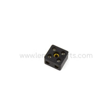 Wire connector block square 2x2 terminals