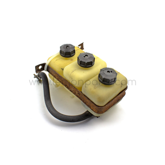 Brake and clutch fluid reservoir units for Ferrari 275 / 330