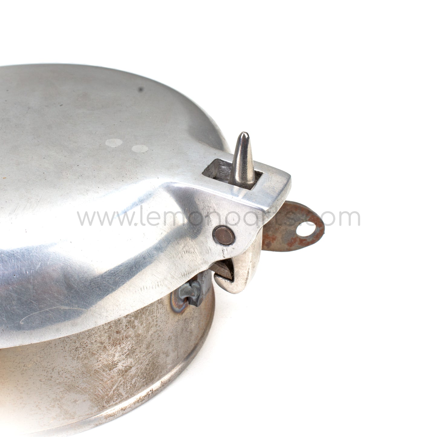 Quick filler fuel cap for many classic Ferrari 166 / 212 / 250 / 330 models
