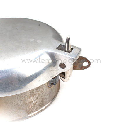 Quick filler fuel cap for many classic Ferrari 166 / 212 / 250 / 330 models