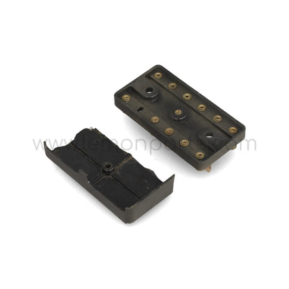 Original fuse box with 6 fuse positions for Ferrari 250 TR 625 LM