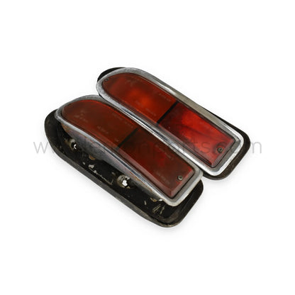 Original Altissimo tail light units with bucket for Ferrari 330