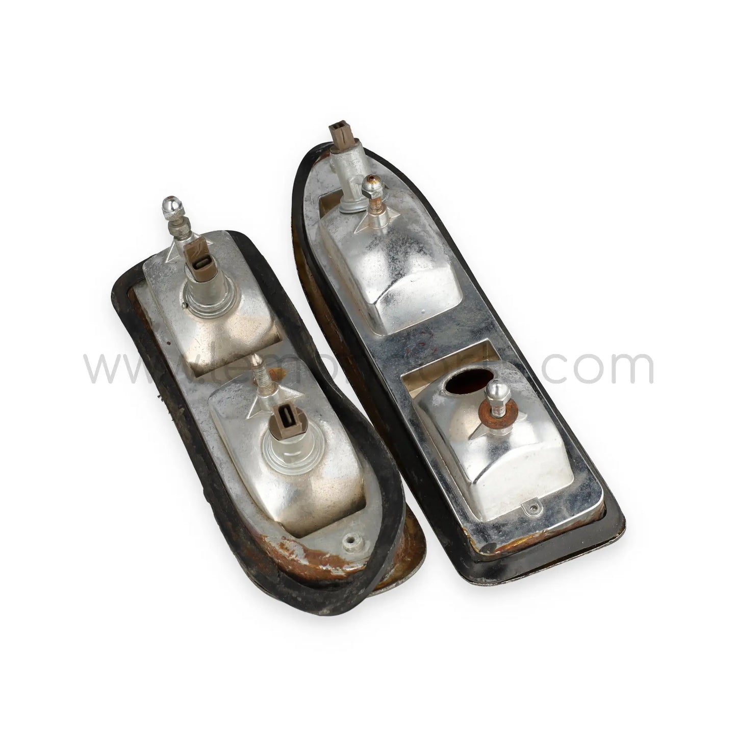 Original Altissimo tail light units with bucket for Ferrari 330